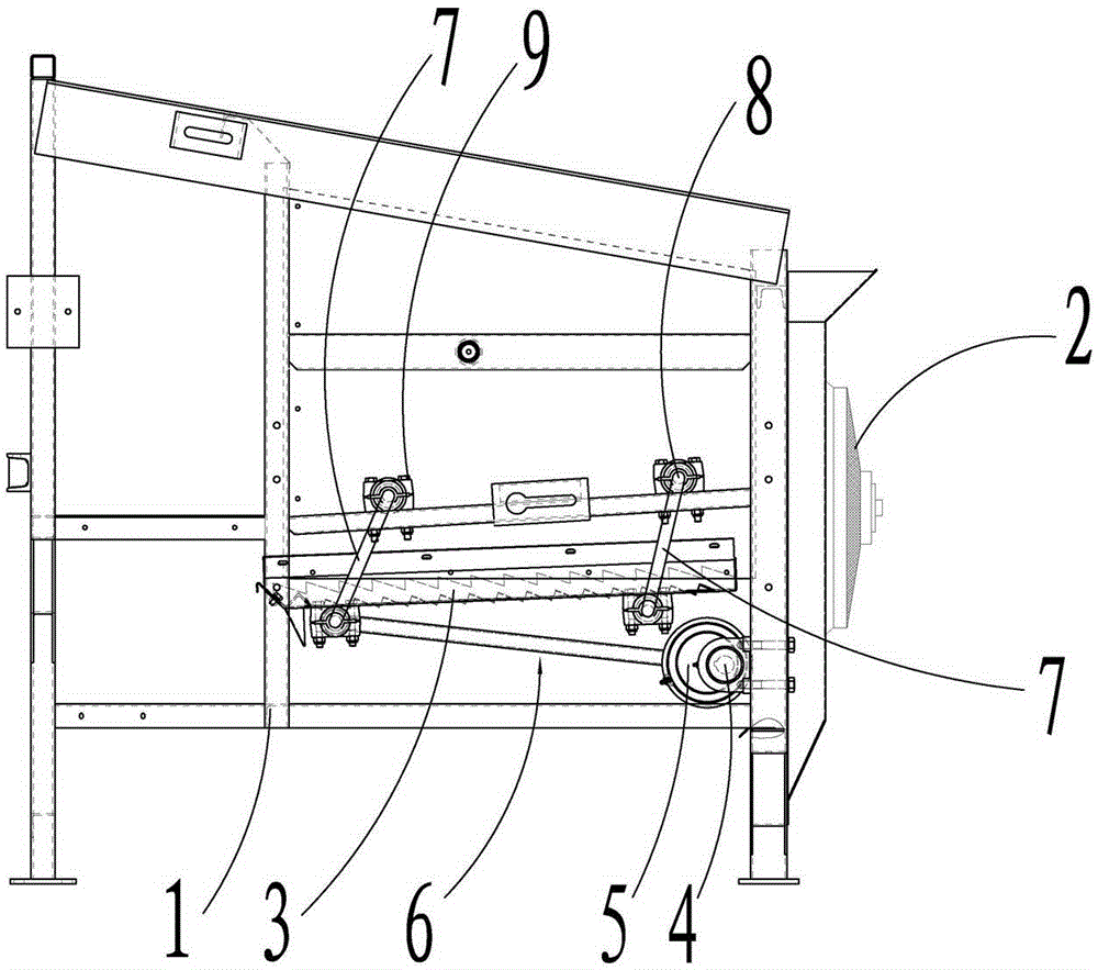 Cleaning and sieving device of maize harvester and maize harvester with the same