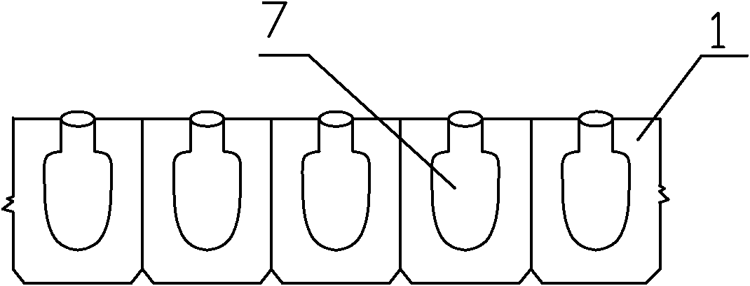 Method for producing hollow suppository by utilizing rotary mold