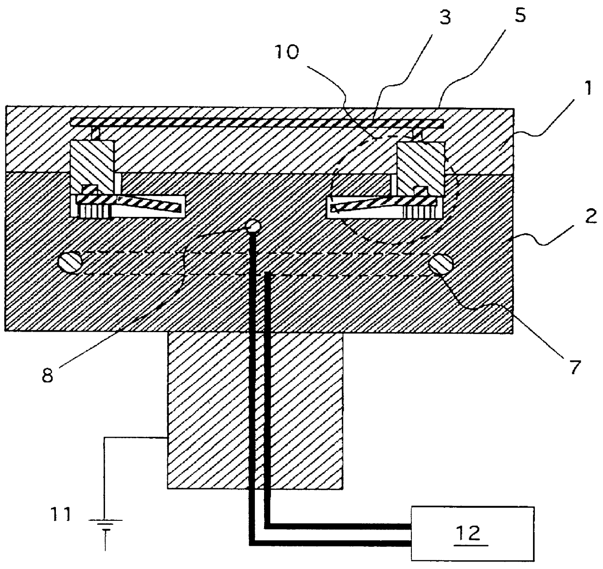 Substrate holding apparatus for processing semiconductor