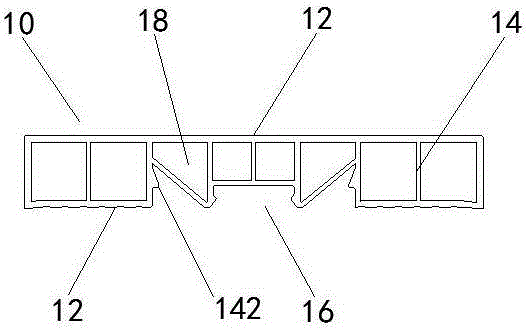 Decorative moulding, closing component and decorative moulding assembly