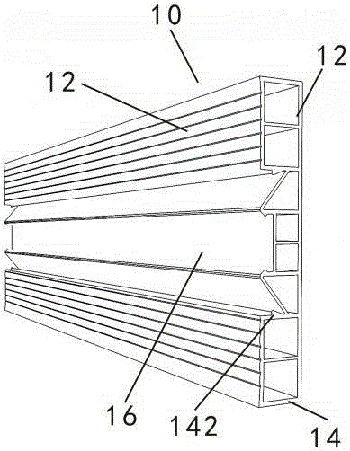 Decorative moulding, closing component and decorative moulding assembly