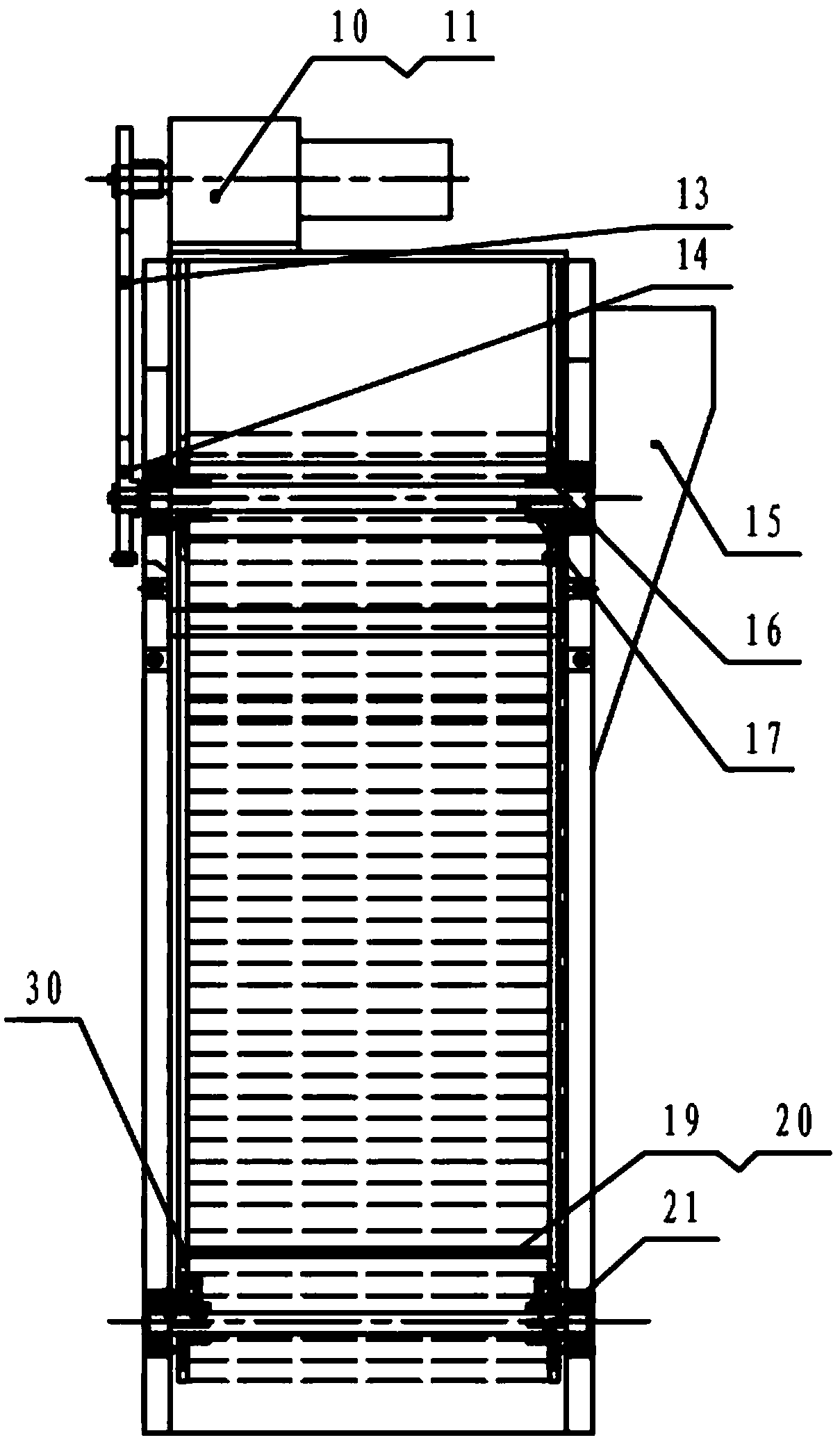 A fully automatic device for heating nut blanks