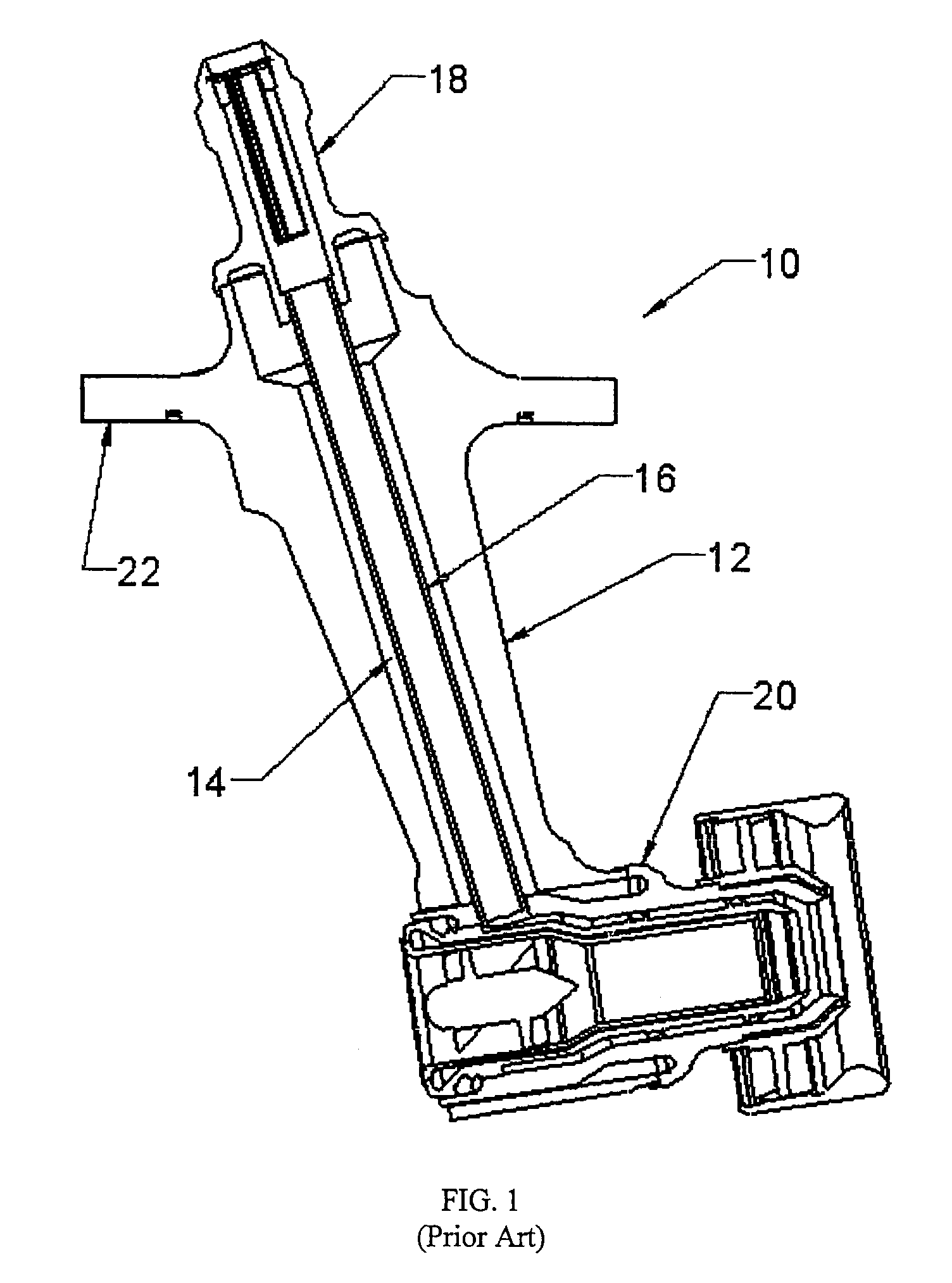 Apparatus and method to compensate for differential thermal growth of injector components