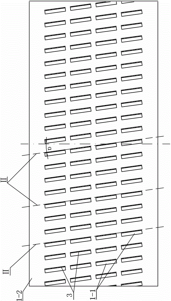 Crushing type blockage prevention device