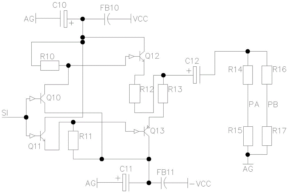 Detection device and method for distinguishing inner and outer wall defects based on electromagnetic detection signals