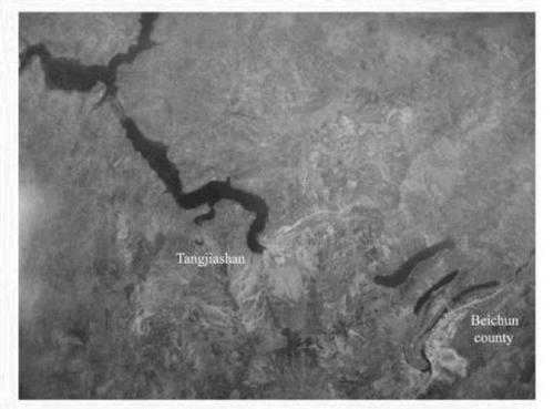 Fuzzy comprehensive evaluation and analysis method for dam risk levels based on cloud model