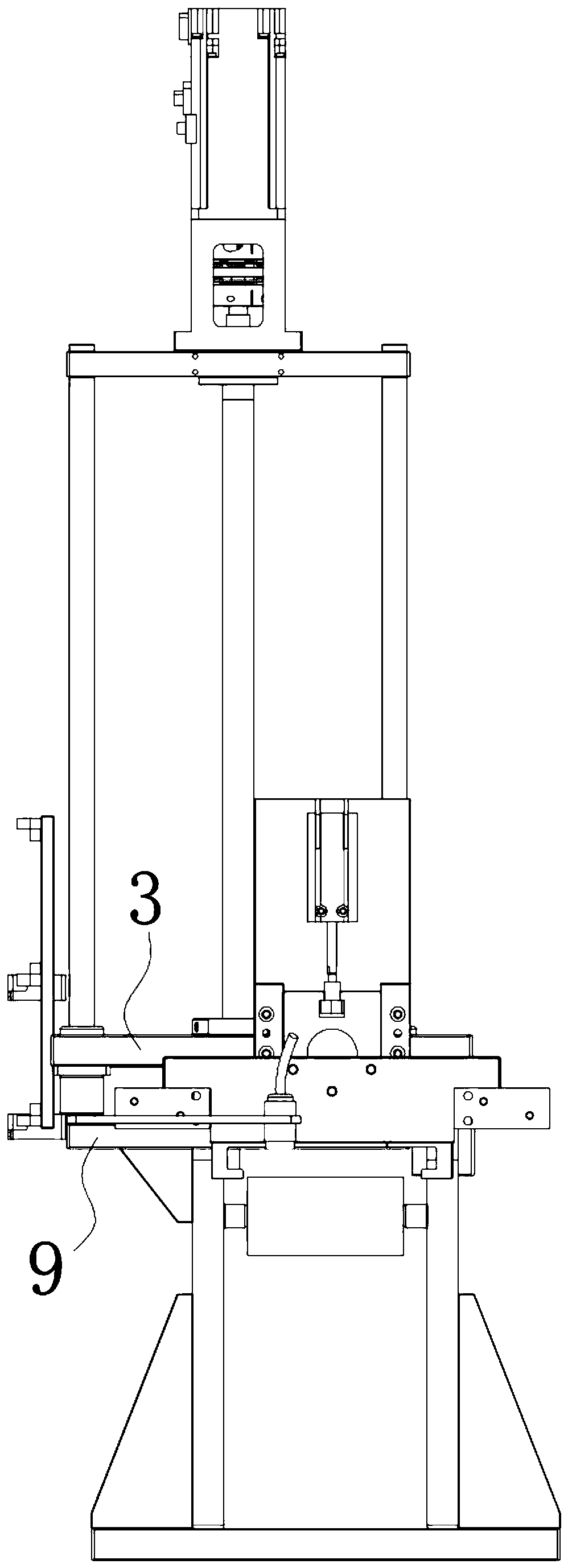 Feeding mechanism of plates