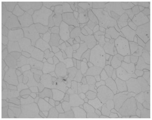 B-containing high-formability extremely thin hot-rolled pickling plate and preparation method thereof