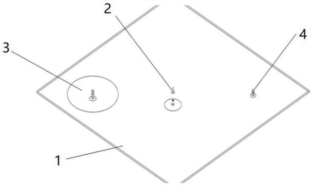 Multi-band high-isolation coplanar antenna