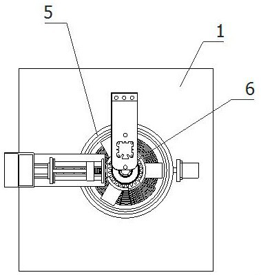 Multi-angle synchronous efficient grinding equipment for automobile brake disc