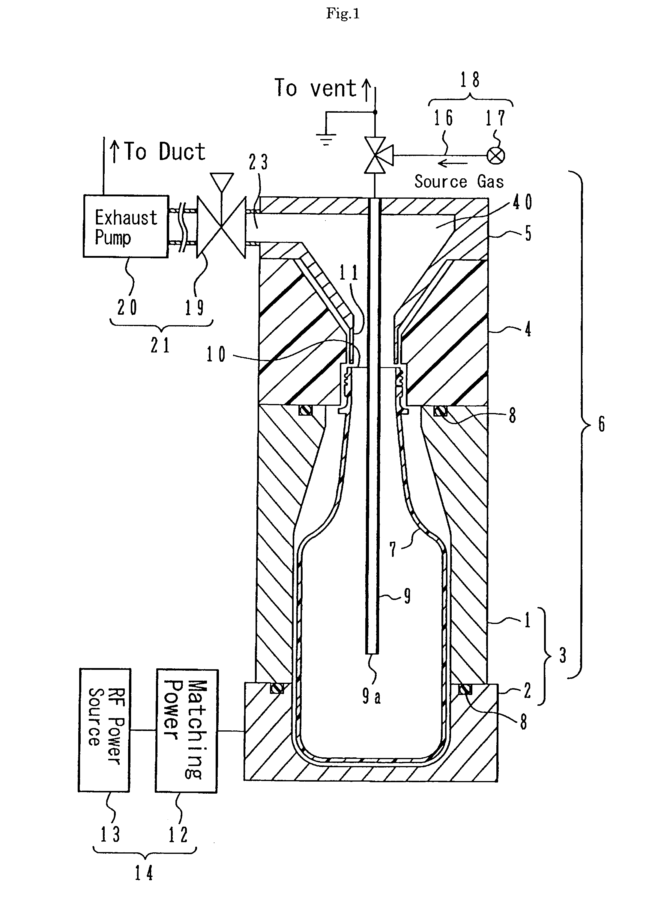 Dlc film coated plastic container, and device and method for manufacturing the plastic container