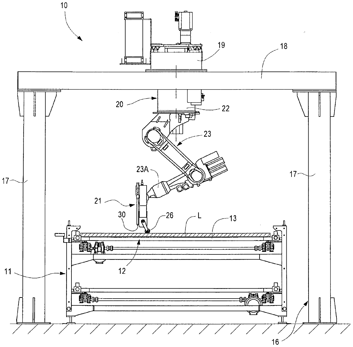 Station for applying fluid substances to stone materials