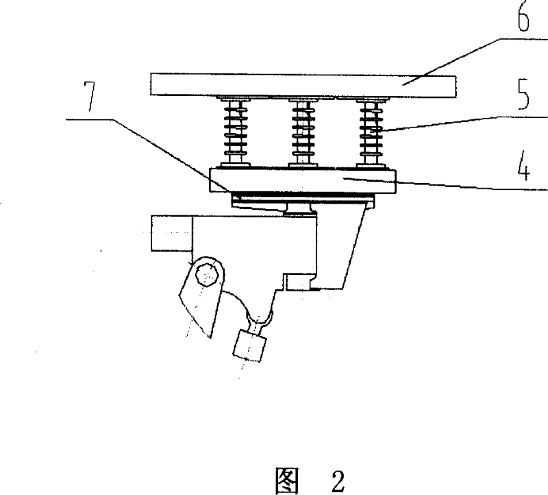 Movable altitude hot-line operation insulating bench