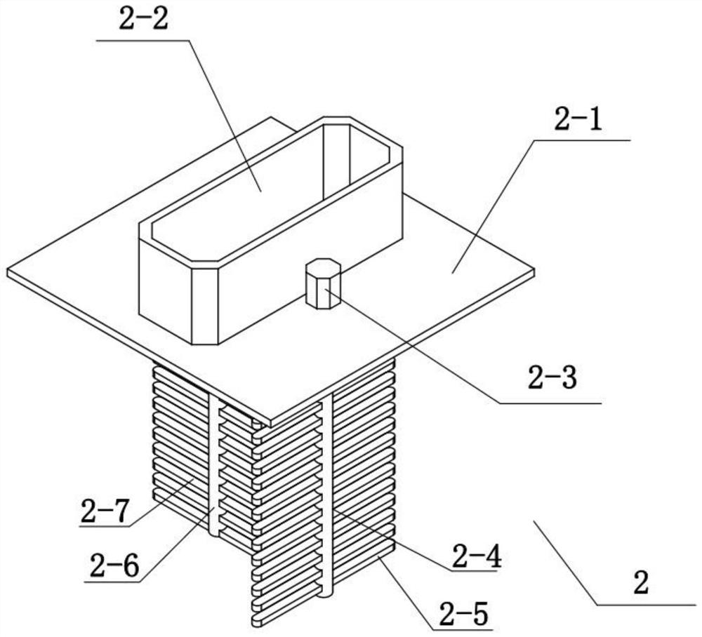 Mortar spraying device with gradually-changed spraying direction