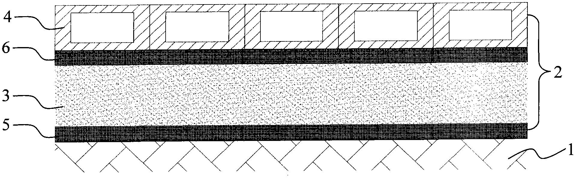 Roof heat-insulating and seepage-proofing system and heat-insulating and seepage-proofing roof structure containing same