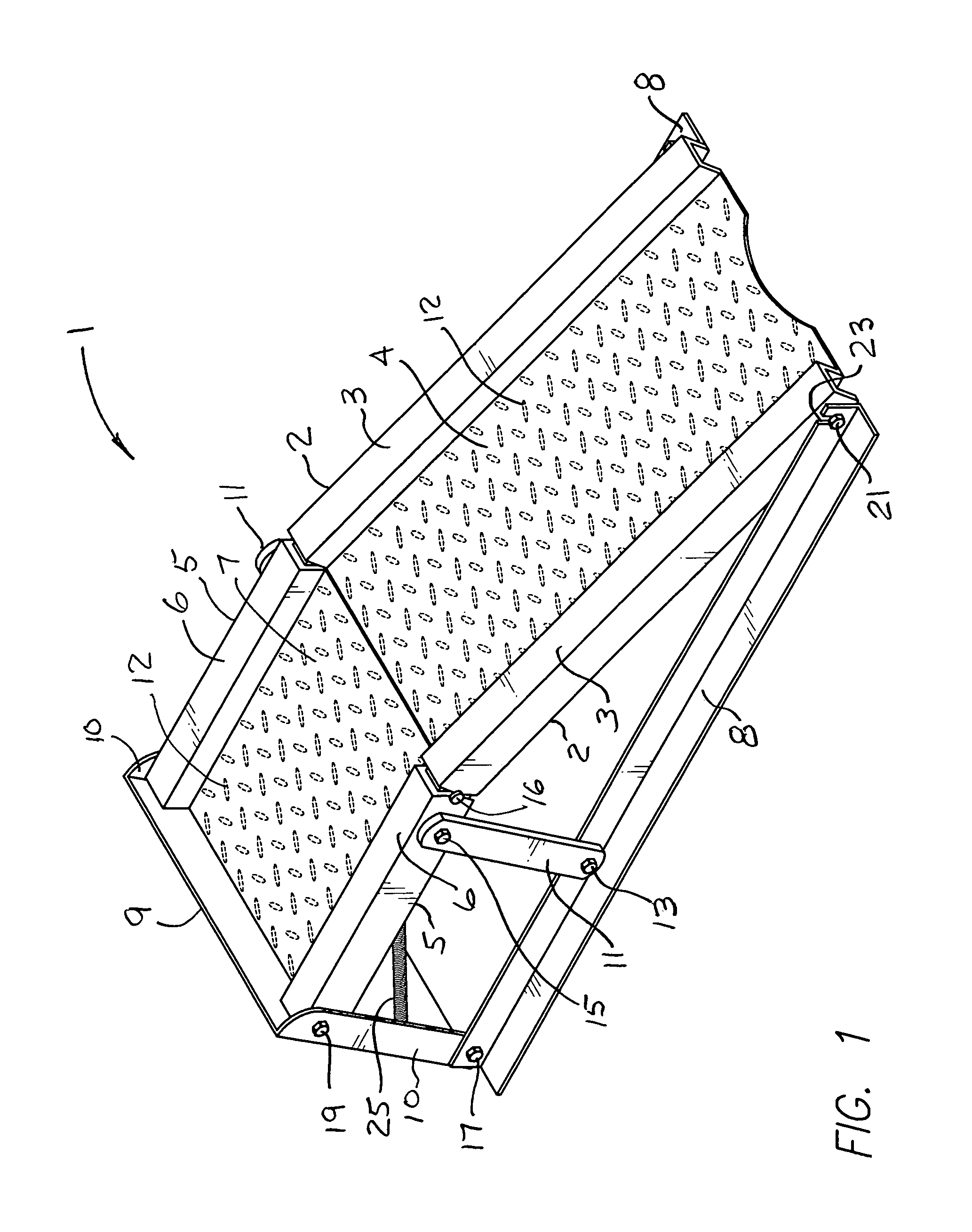 Collapsible vehicle ramp