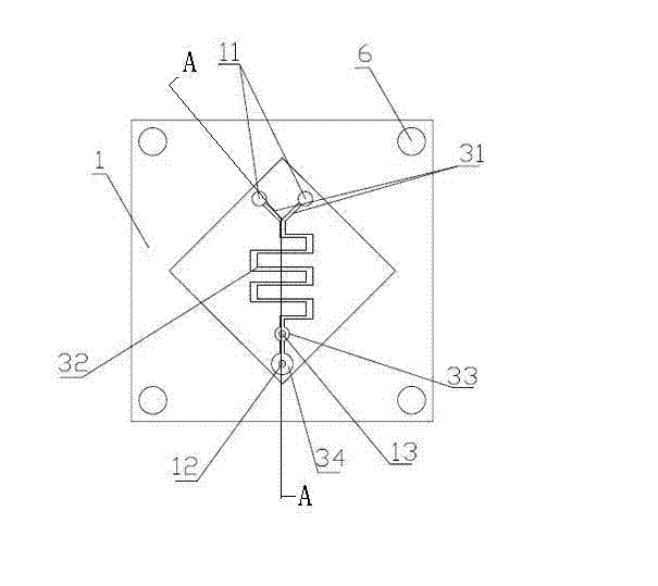 Microfluidic chip for biological chemiluminescence detection and manufacturing method thereof