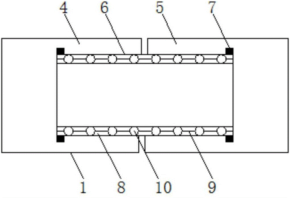 Driverless vehicle foot pad capable of automatic cleaning and size adjustment