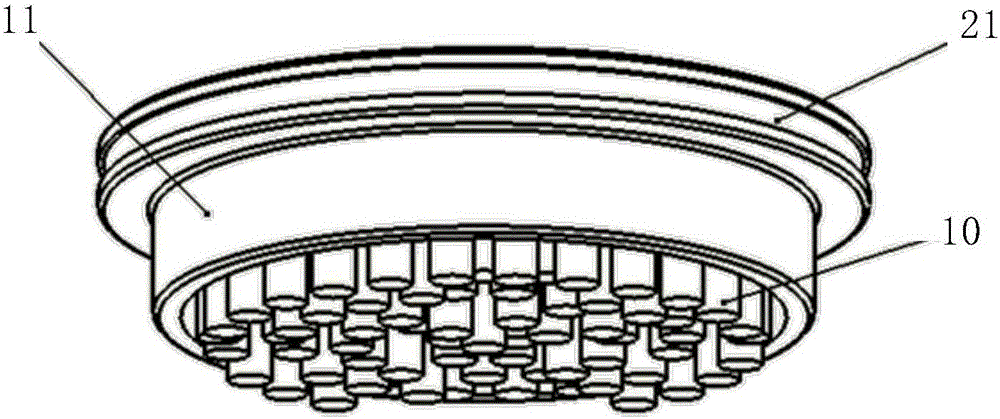 Nondestructive cleaning device of graphic wafer capable of improving cleaning uniformity