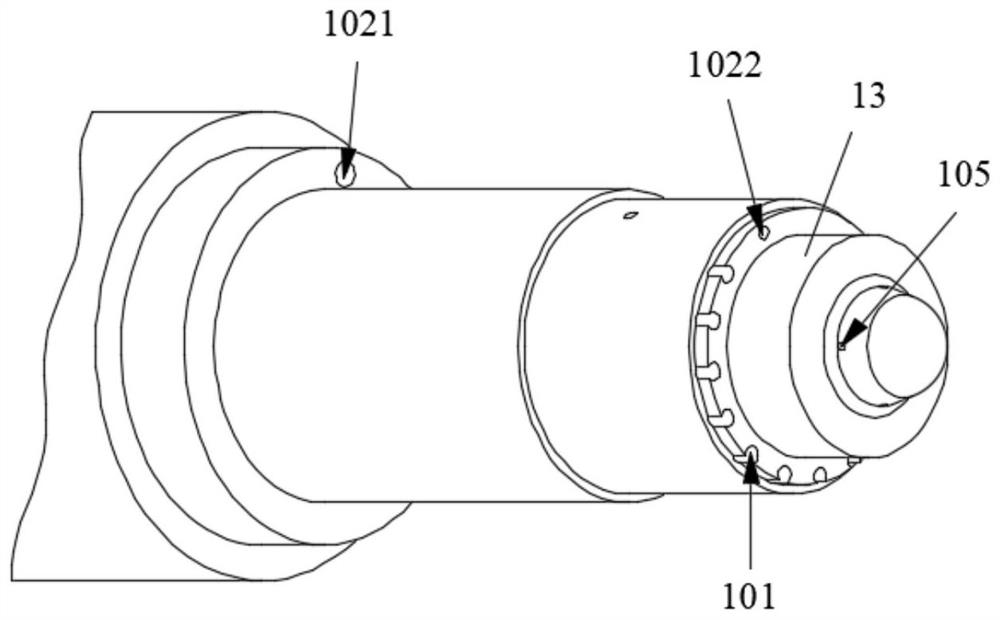 Dual-fuel injector with isolation groove and injection method thereof