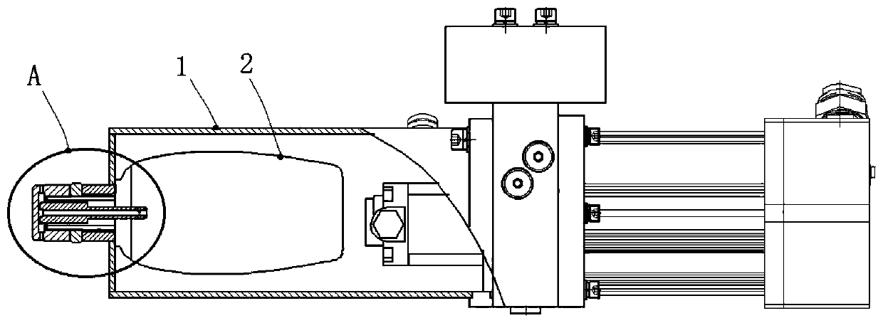 Hydraulic oil tank with built-in leather bag and rotatable position