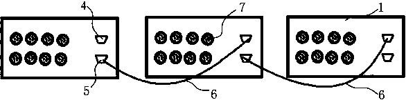 Vehicle-mounted data acquisition device with expandable port and data acquisition method thereof