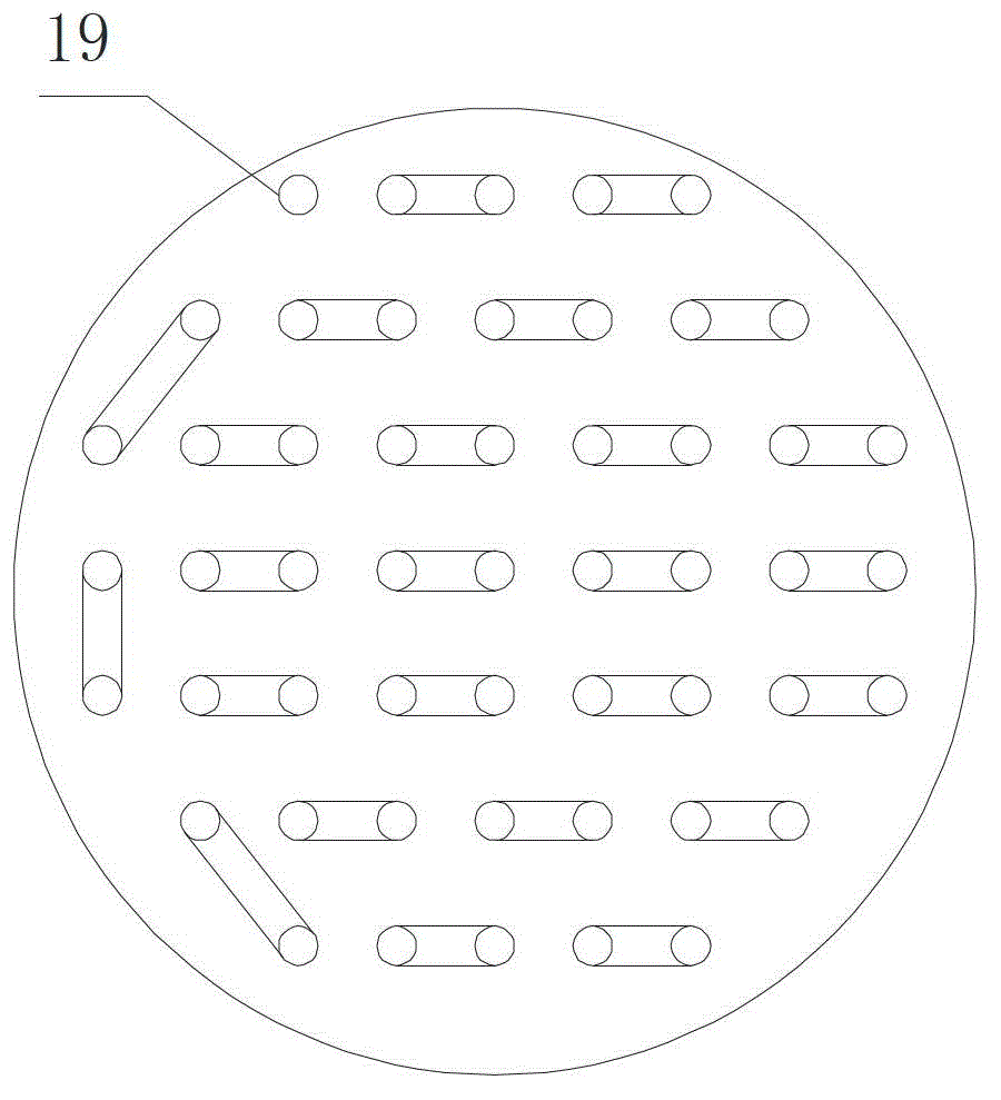 Composite phase-change energy storage movable heat supply vehicle