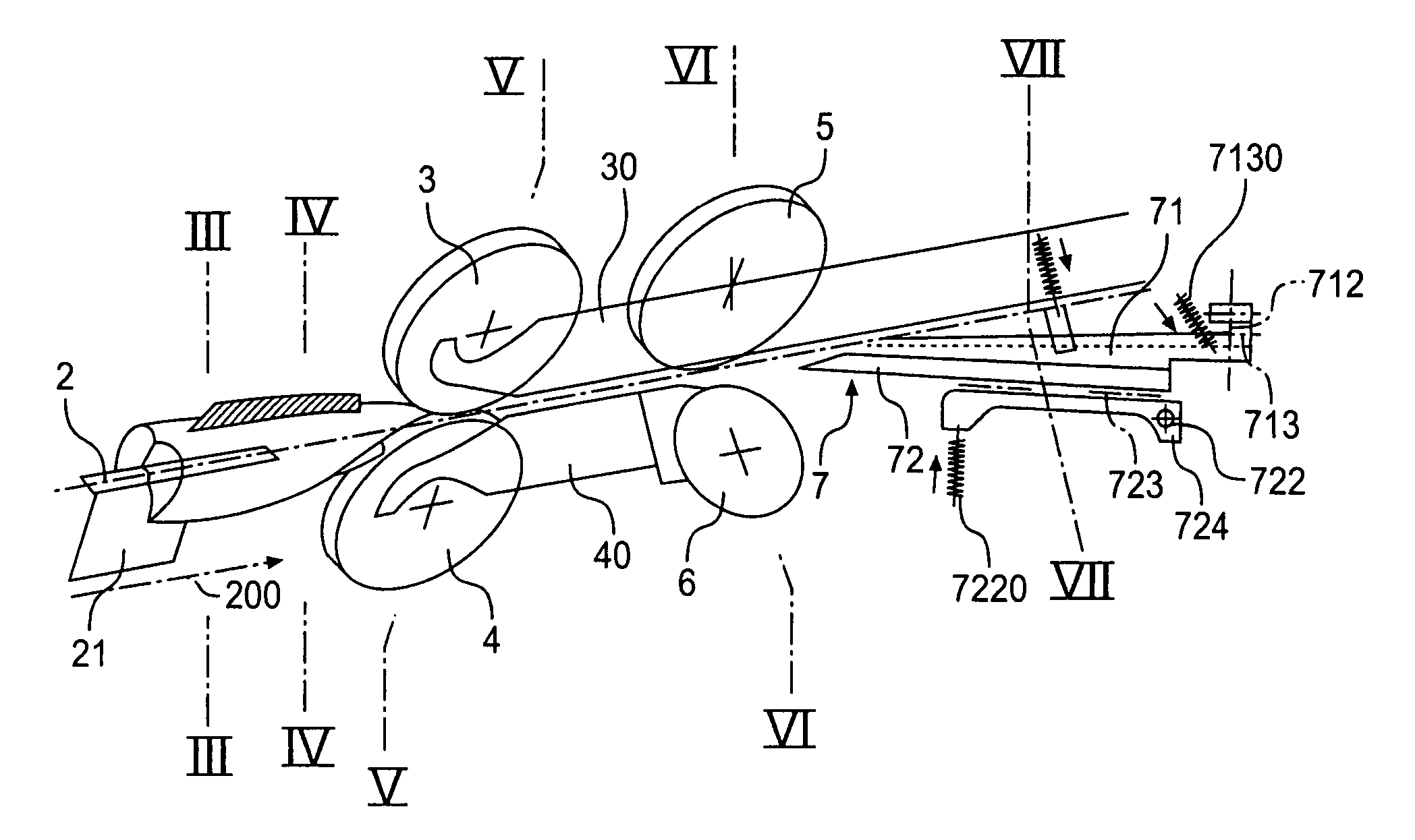 Method and device for filleting killed and headless fish, the abdominal cavity of which is opened up