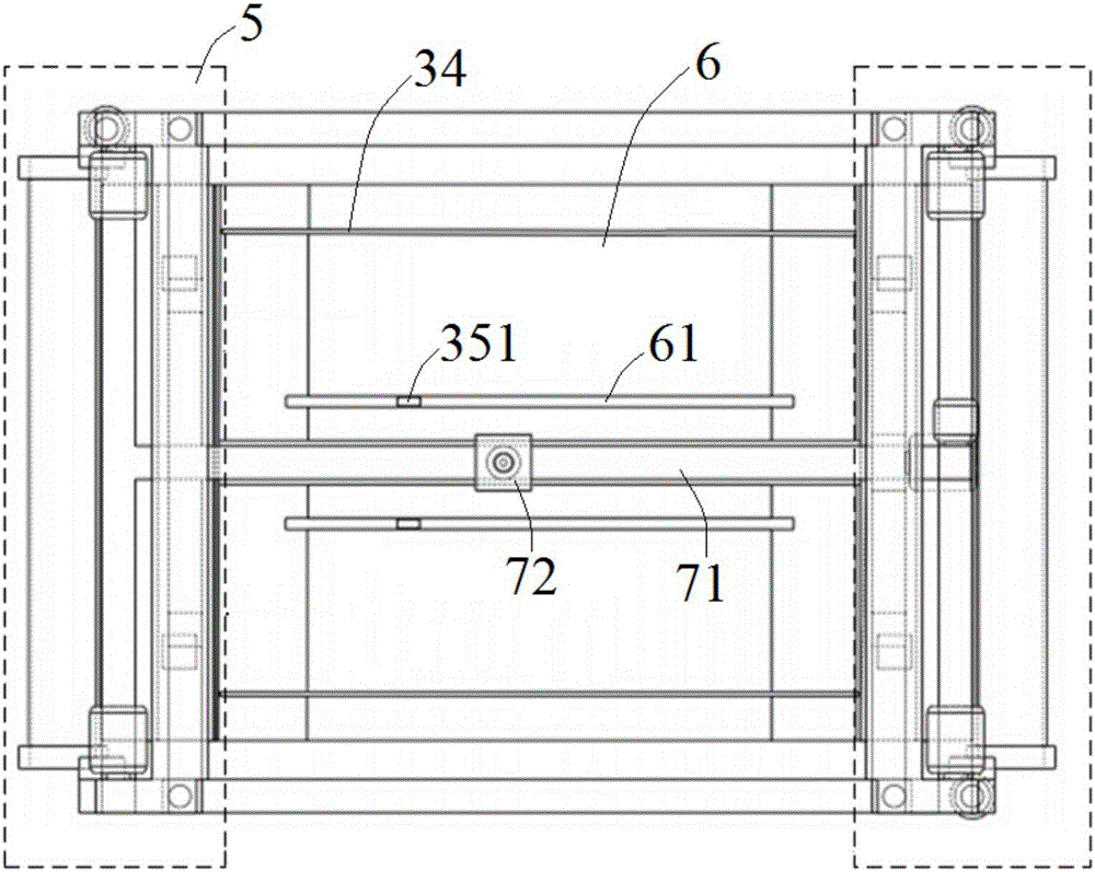 Automatic locating device, bender system employing automatic locating device and plate bending method