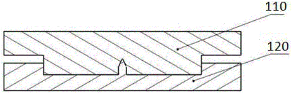 Rivetless riveting device and riveting method for dissimilar materials based on hot melting principle