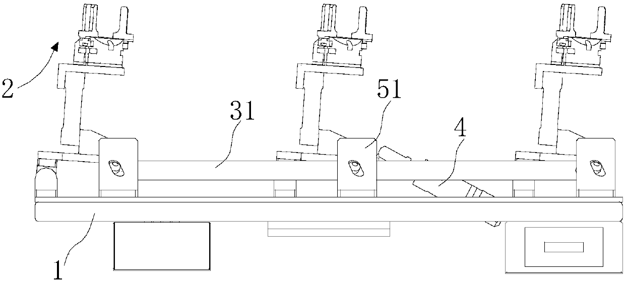 Spinning cake clamp