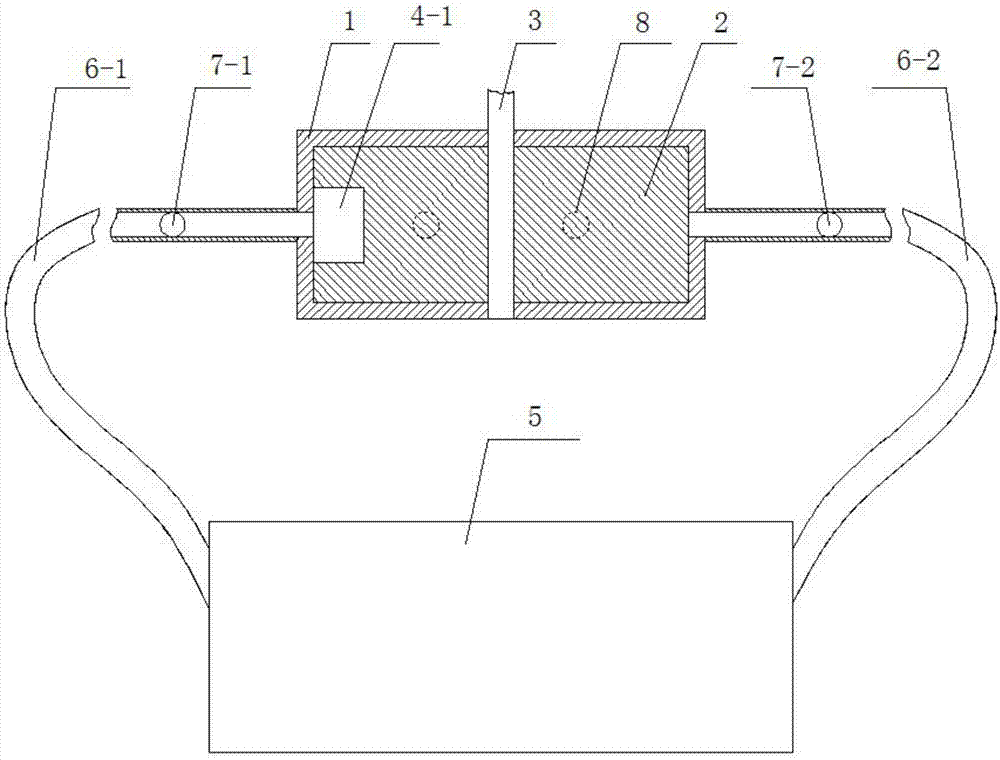 Device for improving water hammer effect to generate kinetic energy