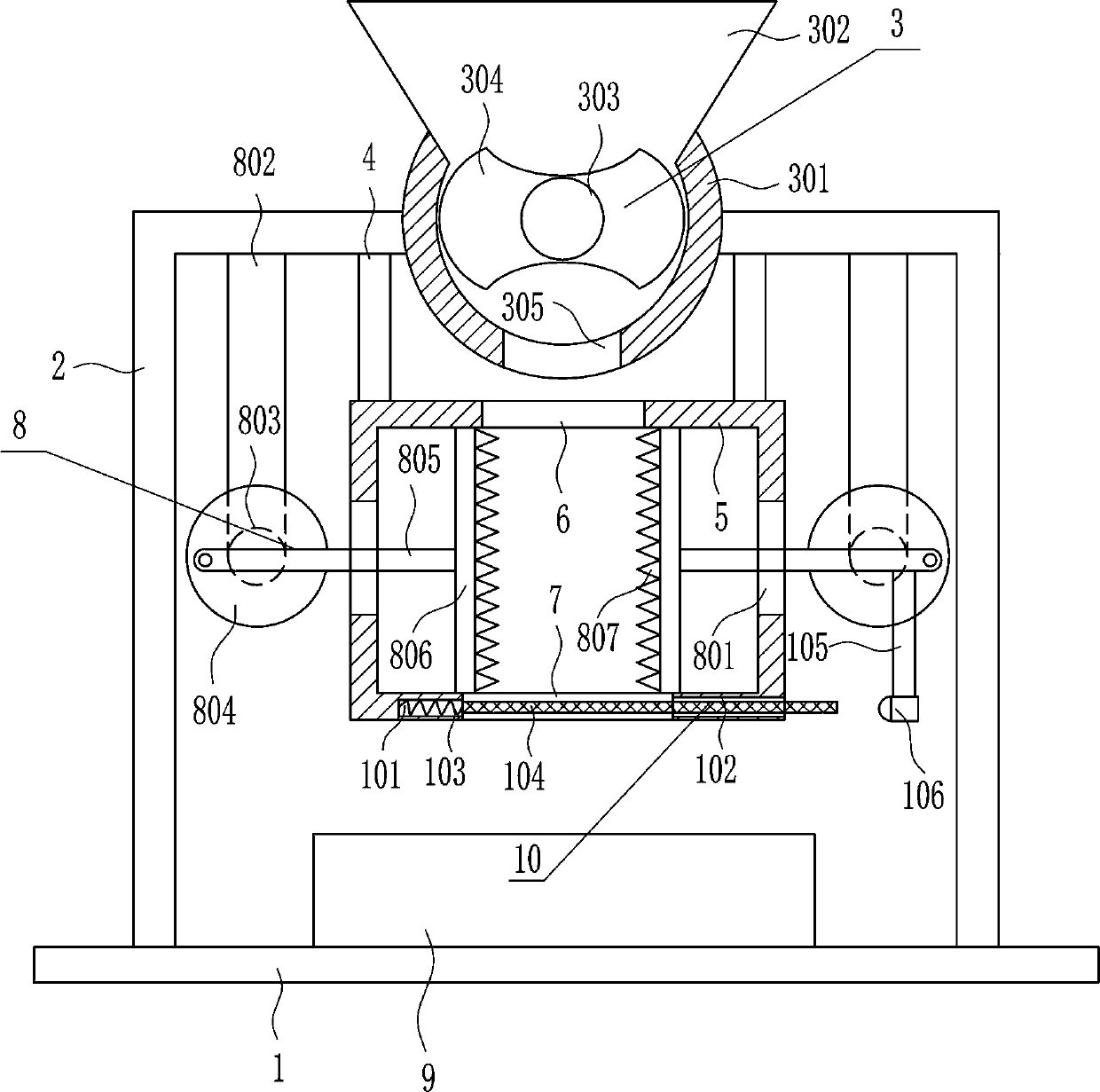 Efficient crushing device for raw materials for manufacturing feed for animal husbandry