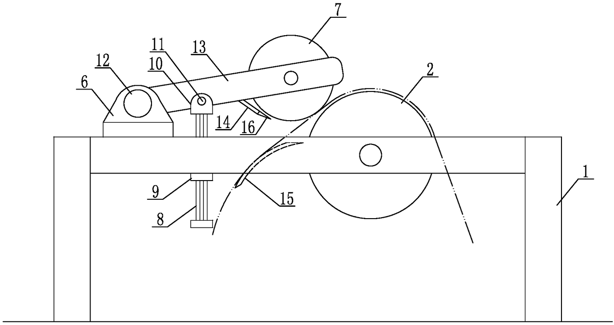 Rubber returning and pressing device for mixed rubber