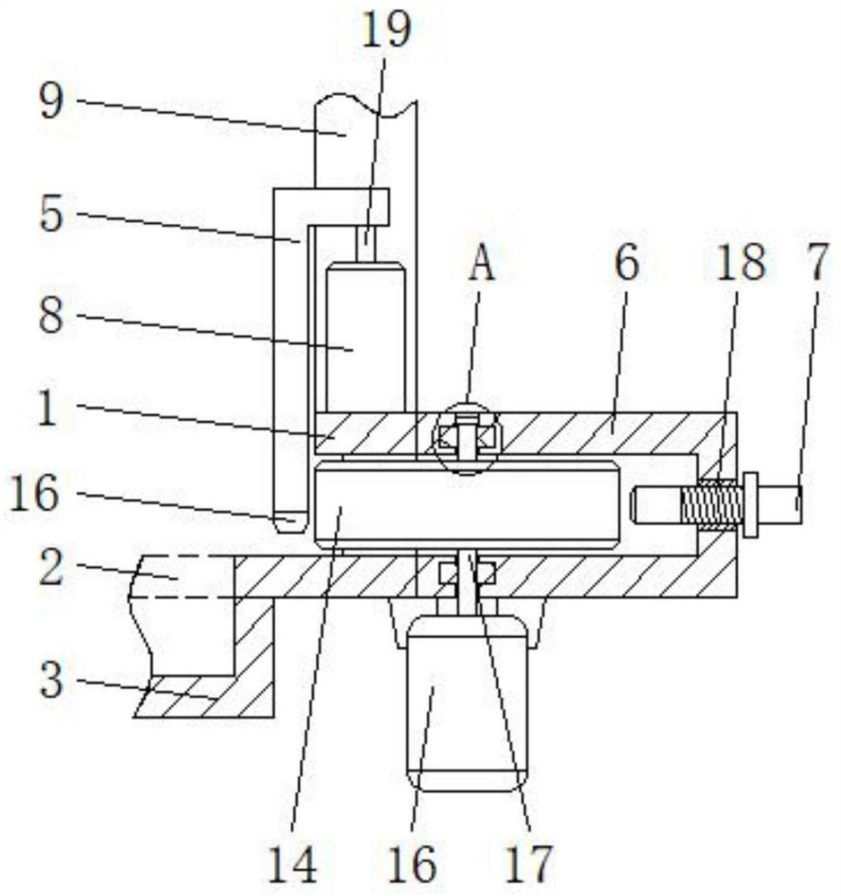 Continuous die cutting device with good limiting effect for tank end cover and application method of continuous die cutting device