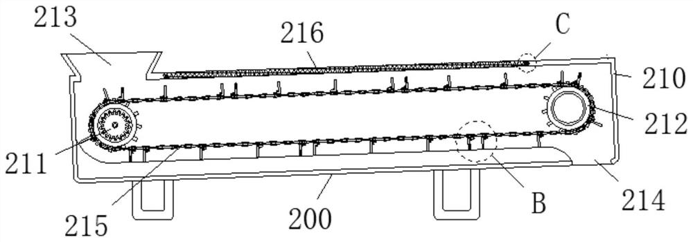 Transport device used for continuously transporting underground mined minerals