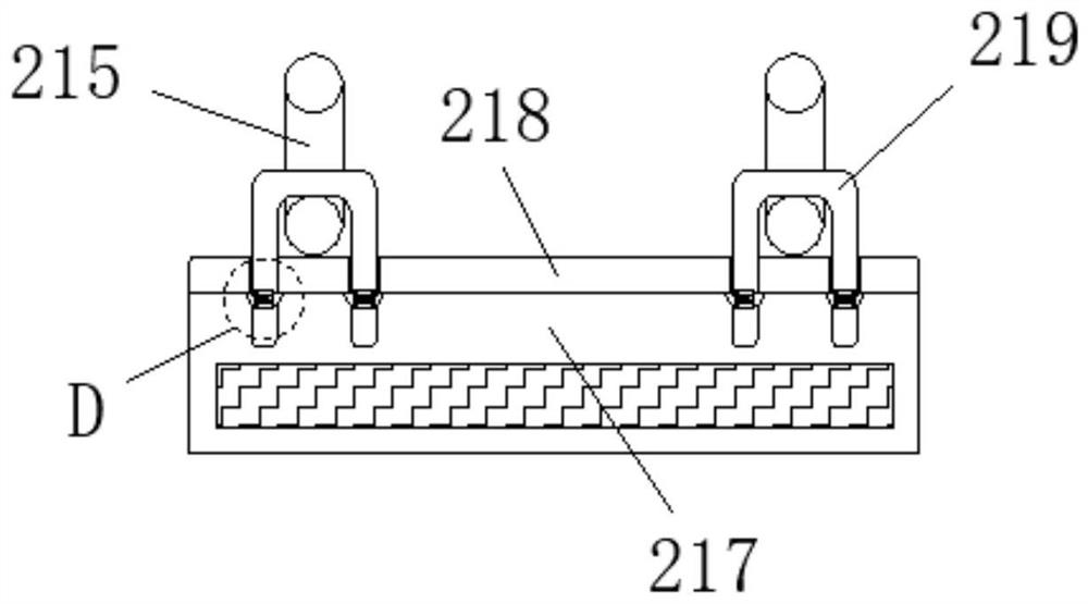 Transport device used for continuously transporting underground mined minerals