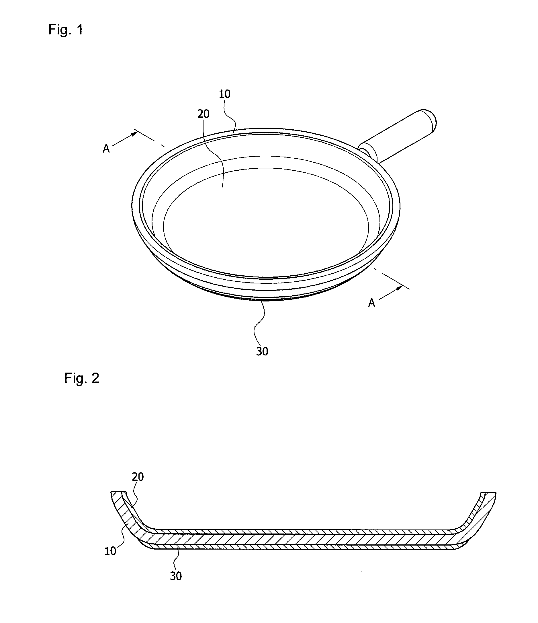 Apparatus for cooking by heat convection comprising temperature control layer