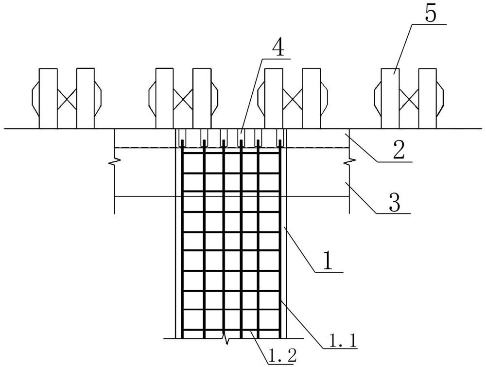 A support structure for building translation and its construction method