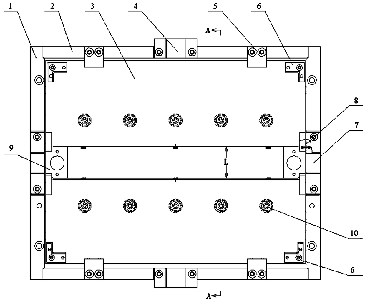 Down folding type runner removal device for automated packaging system