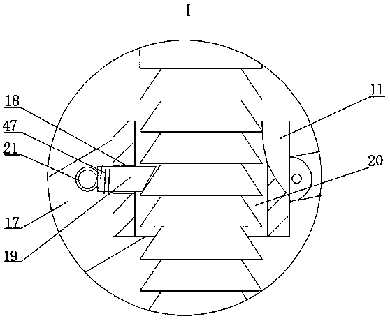 Auxiliary device for CT imaging of heads and necks