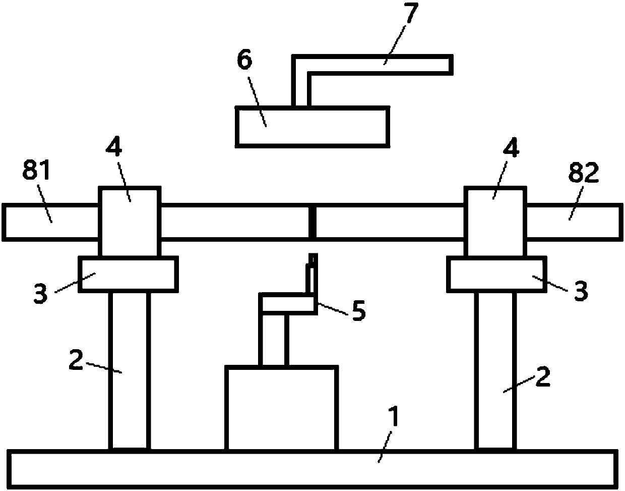 Automatic welding device for titanium pipes