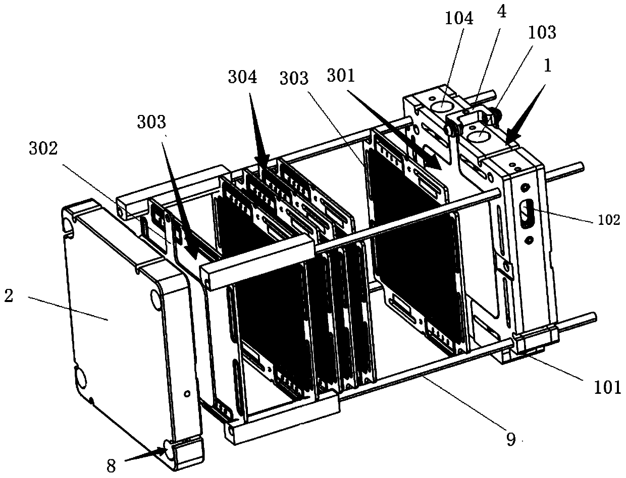 Fuel cell stack with central manifold