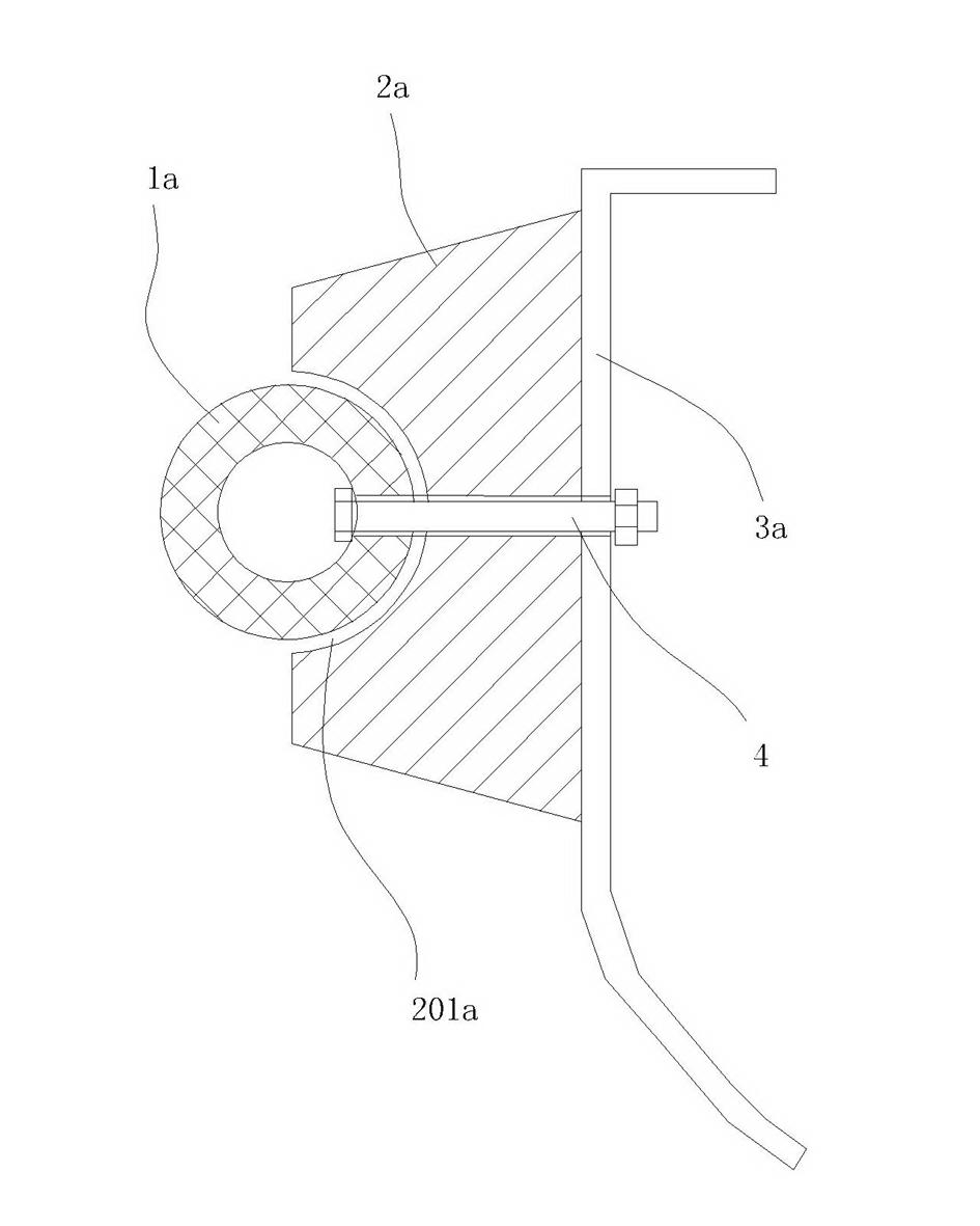 Connecting structure of tubular fender