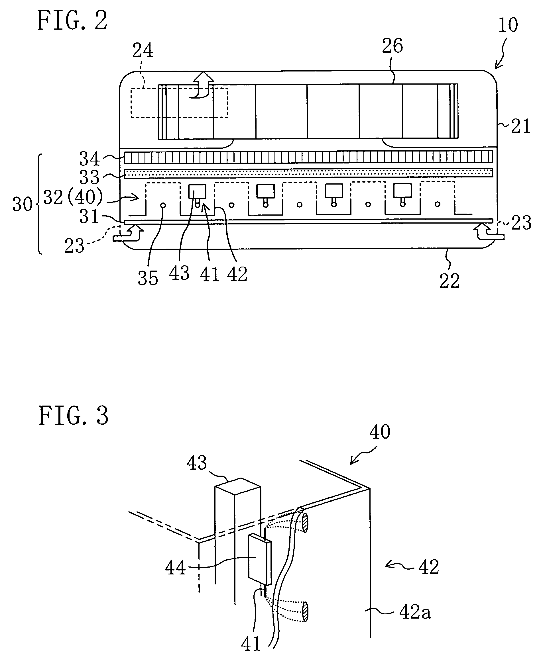 Discharge device and air purification device