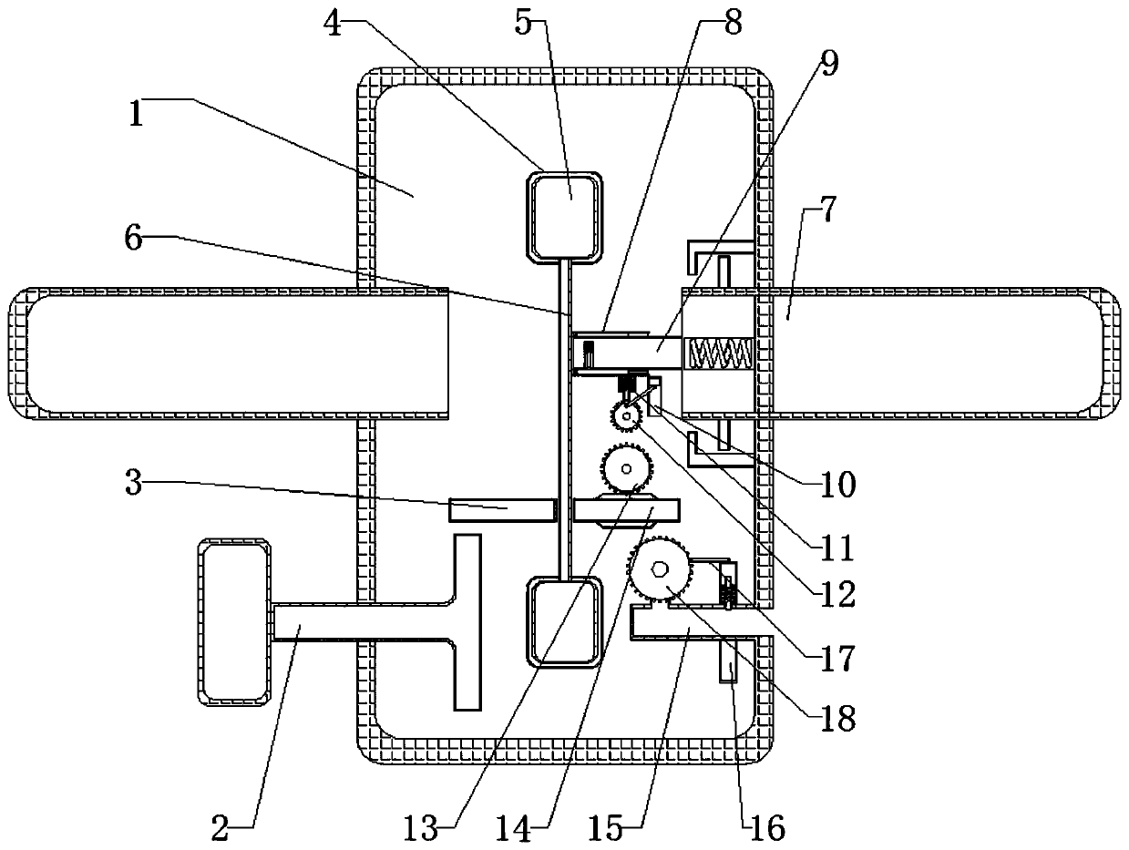 Automatic intelligent locking device utilizing external force during door closing