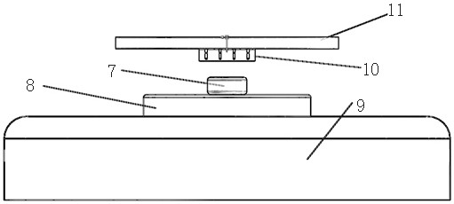 Real-time monitoring device and method for comprehensive gear abrasion condition of winch hoist