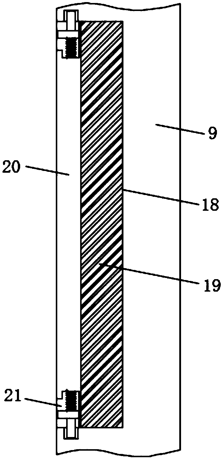 Speed reducing device for preventing traveling in reverse direction