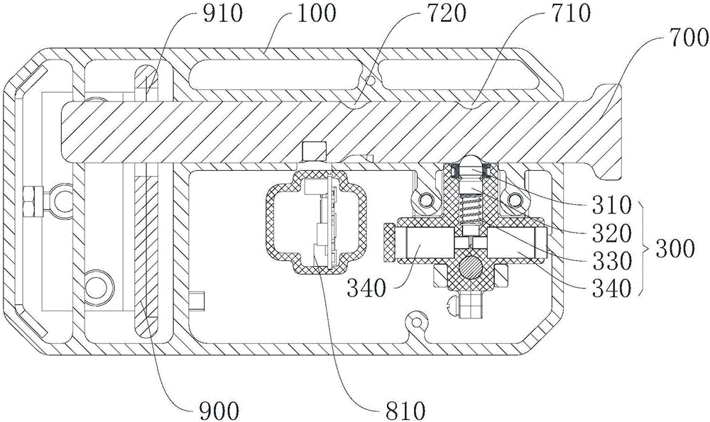 Electronic lock and emergency unlocking method thereof