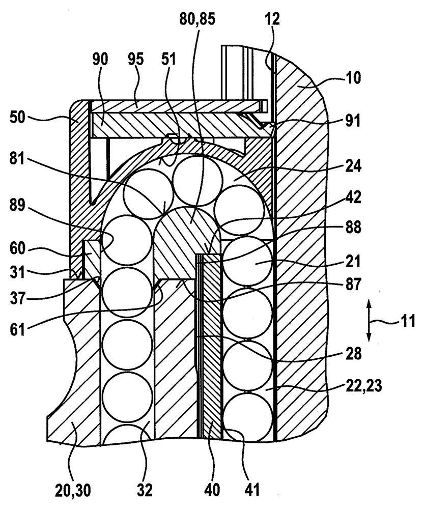 Guide carriage having a rolling-body guide part made from an elastomer